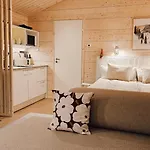 Kataja With Sauna And Jacuzzi *